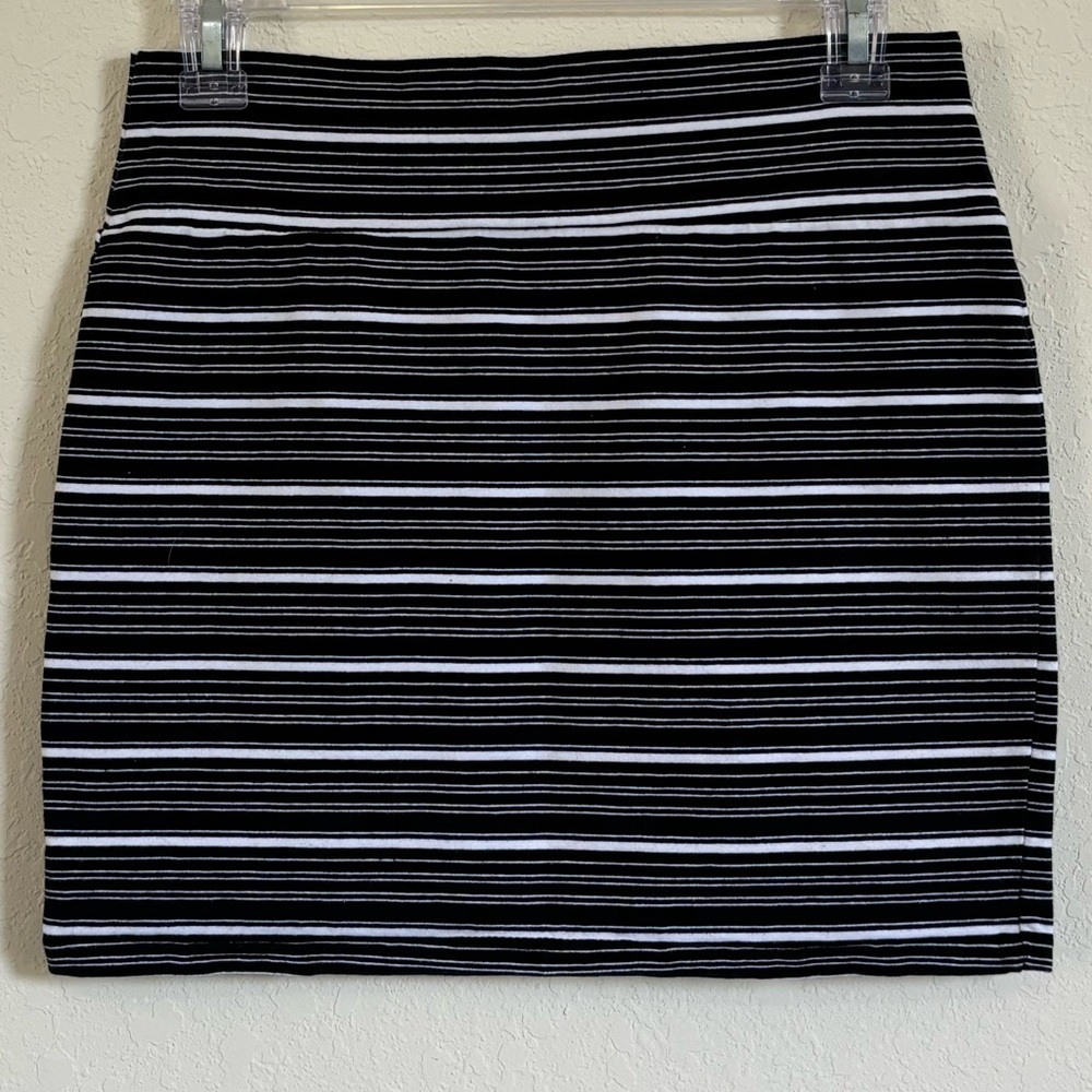 Cotton On Black & White Striped Skirt. Size S